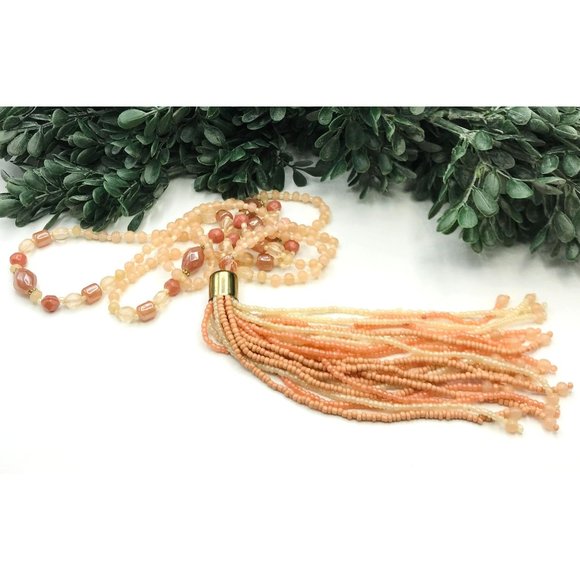 Vintage necklace peach cream beads with seed bead tassel 38" length 6" tassel - Picture 5 of 5